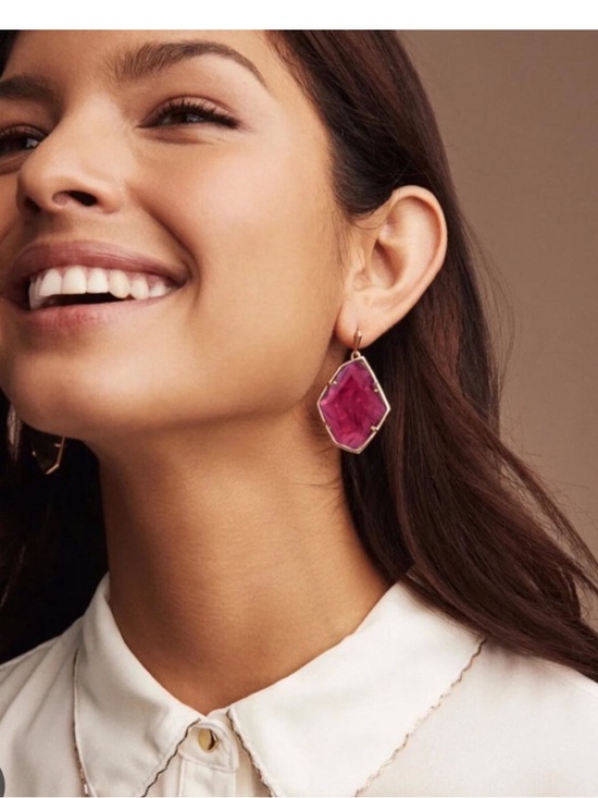 Kendra Scott Jewelry - Kendra Scott Hot Pink Faceted Geode Drop Earrings